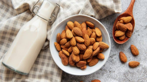 Πως μπορείς να βάλεις εύκολα τα αμύγδαλα στην διατροφή σου
