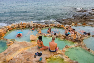 Λουτρά Αιδηψού: Από τις πιο δημοφιλής ιαματικές πηγές στην χώρα μας