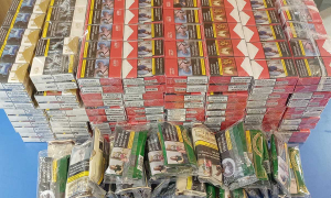 Σύλληψη δύο ατόμων για κατοχή και διακίνηση λαθραίων καπνικά προϊόντα στην Χαλκίδα